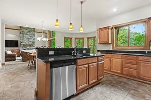 8265 E Walnut Rdg, New Carlisle, IN 46552 - Photo 5