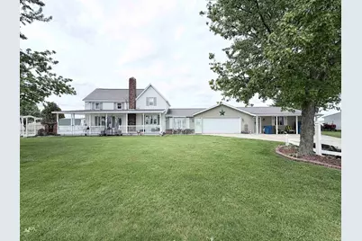 8902 S 900 E Road, Walkerton, IN 46574 - Photo 1