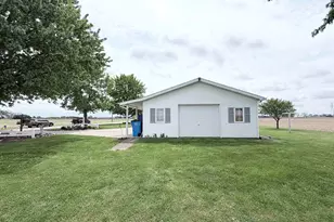 8902 S 900 E Rd, Walkerton, IN 46574 - Photo 9