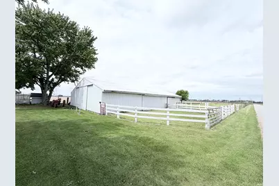 8902 S 900 E Road, Walkerton, IN 46574 - Photo 13