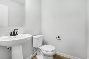 51567 Prescott Ave, South Bend, IN 46637 - Photo 9