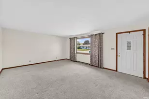 612 W 14th St, Mishawaka, IN 46544 - Photo 3
