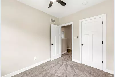 601 Howard Street, South Bend, IN 46617 - Photo 27