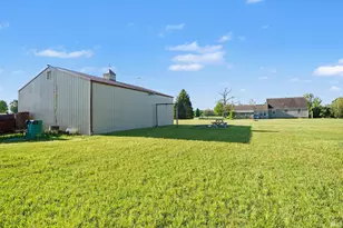 58399 Crumstown Hwy, South Bend, IN 46619 - Photo 25