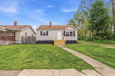 826 S Illinois Street, South Bend, IN 46619 - Photo 3
