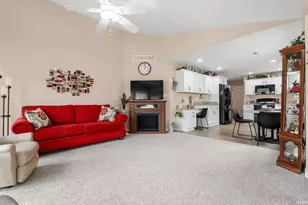25251 Brynnwood Dr, Elkhart, IN 46514 - Photo 7
