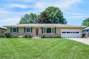 1025 N Twyckenham Dr, South Bend, IN 46617 - Photo 1