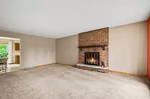 20861 Darden Rd, South Bend, IN 46628 - Photo 7