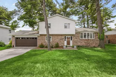2702 Arrowhead Drive, South Bend, IN 46628 - Photo 1