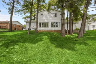 2702 Arrowhead Dr, South Bend, IN 46628 - Photo 29