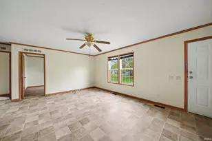 52869 Marks St, South Bend, IN 46637 - Photo 9