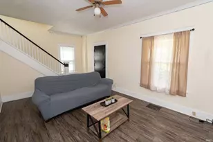 324 E 12th St, Mishawaka, IN 46544 - Photo 5
