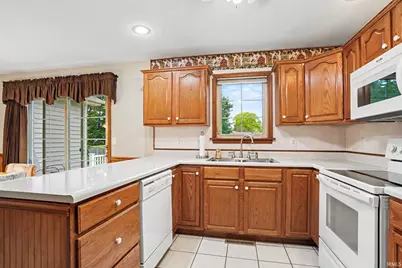 17981 Bay Winds Drive, South Bend, IN 46635 - Photo 5