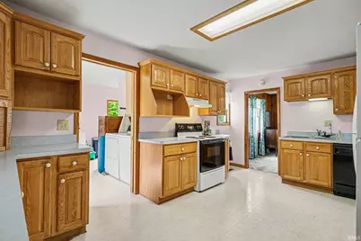 2824 Bashor Road, Goshen, IN 46526 - Photo 5