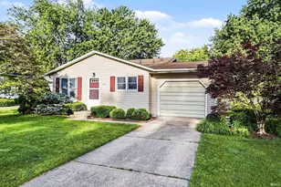 1345 Providence Ct, Mishawaka, IN 46544 - Photo 3
