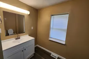 51622 Kenilworth Rd, South Bend, IN 46637 - Photo 9