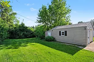 2427 Corby Blvd, South Bend, IN 46615 - Photo 25