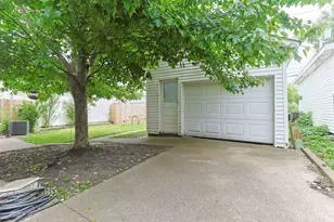 207 W 12th St, Mishawaka, IN 46544 - Photo 31