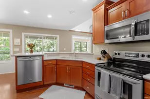 55300 Falling Water Dr, Elkhart, IN 46514 - Photo 11