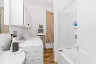 323 S 6th St, Goshen, IN 46528 - Photo 9