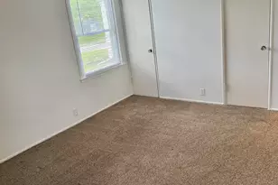 1708 Altgeld St, South Bend, IN 46614 - Photo 11