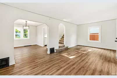 306 E Oakside Street, South Bend, IN 46614 - Photo 7