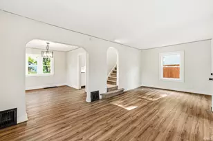 306 E Oakside St, South Bend, IN 46614 - Photo 7