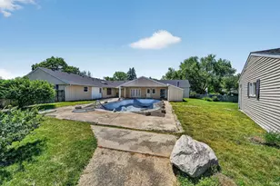 1501 Viking Dr, South Bend, IN 46628 - Photo 9