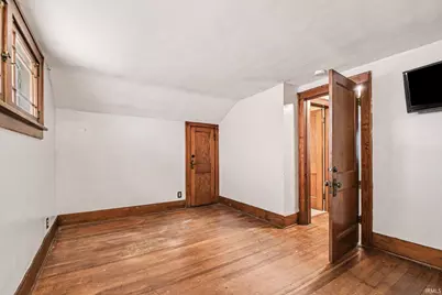 929 W Colfax Avenue, South Bend, IN 46601 - Photo 37