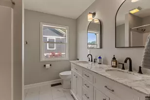 706 N Hill St, South Bend, IN 46617 - Photo 23