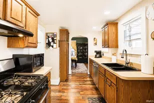 556 River Ave, South Bend, IN 46601 - Photo 17