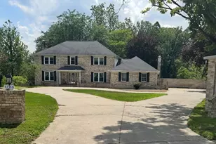 1765 N Bay Dr, Elkhart, IN 46514 - Photo 1