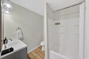1357 Campeau St, South Bend, IN 46617 - Photo 13