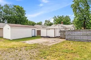 914 W Marion St, Mishawaka, IN 46545 - Photo 25