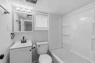 914 W Marion St, Mishawaka, IN 46545 - Photo 19