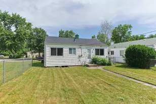 1134 Kinyon St, South Bend, IN 46616 - Photo 37