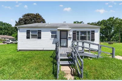 3617 W Washington Street, South Bend, IN 46619 - Photo 1