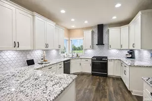 116 N Ashton Ln, Valparaiso, IN 46385 - Photo 9