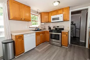 2527 Sampson St, South Bend, IN 46614 - Photo 7