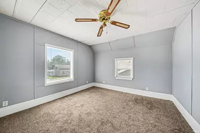 138 W Broadway Street, Mishawaka, IN 46545 - Photo 15