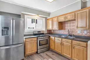 310 N Sunnyside St, South Bend, IN 46615 - Photo 5