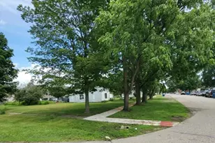 407 Kentucky St, Walkerton, IN 46574 - Photo 1