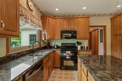 53450 Quince Road, South Bend, IN 46628 - Photo 11