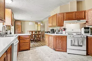 55921 Apple Rd, Osceola, IN 46561 - Photo 7