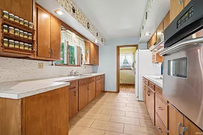 1526 S Main Street, Mishawaka, IN 46544 - Photo 7