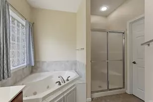 50910 Stonebridge Dr, Granger, IN 46530 - Photo 19