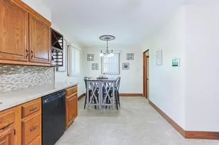 1005 Violet Rd, Elkhart, IN 46514 - Photo 5