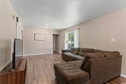 1218 Kinyon Street, South Bend, IN 46616 - Photo 7