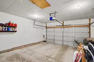 3337 Field Gate Dr, South Bend, IN 46628 - Photo 15
