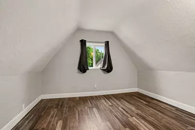 401 W 6th Street, Mishawaka, IN 46544 - Photo 9